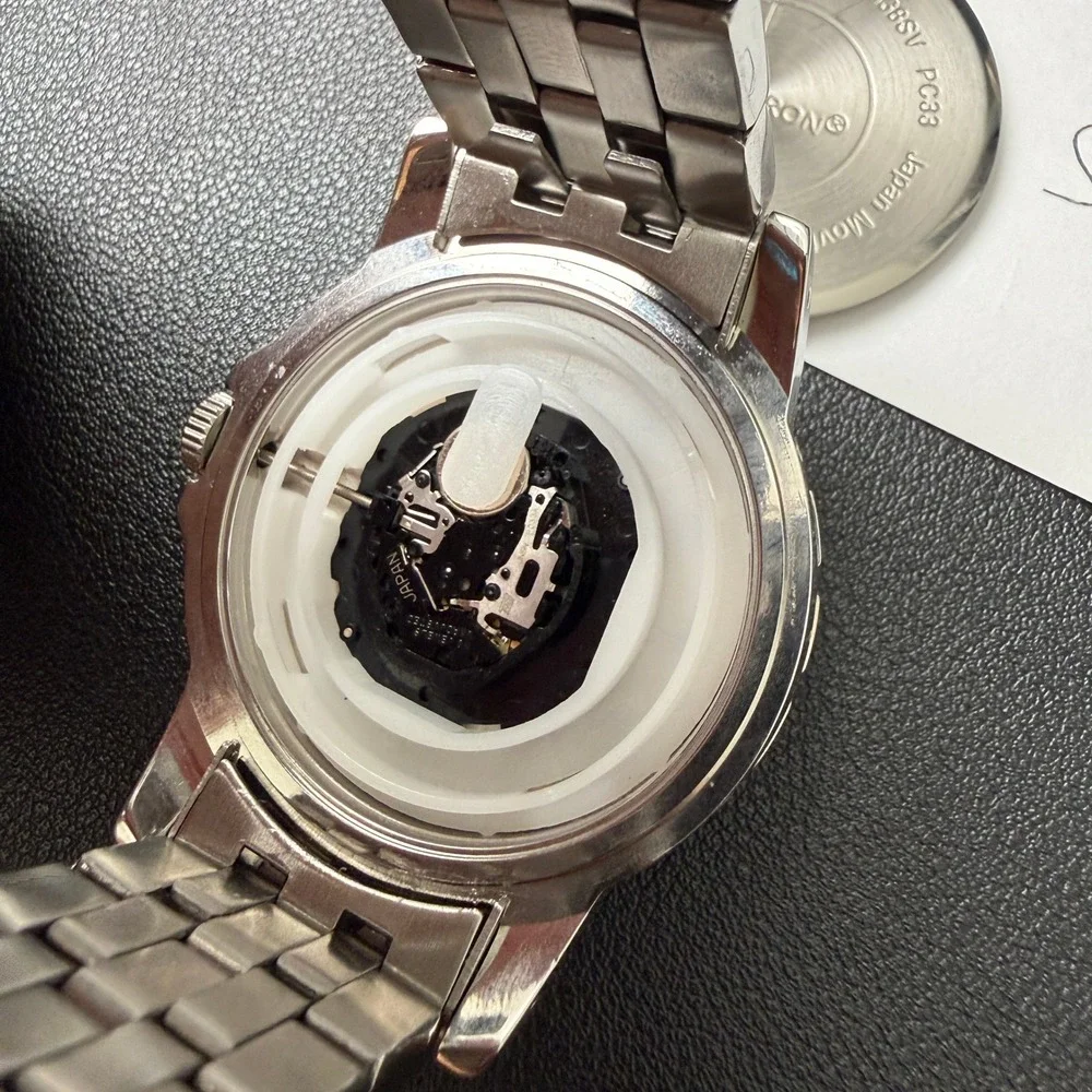 Armitron 20/5338SV Men's Silver Tone Watch & Bracelet Set BACK‎ NOT CLOSING Jap